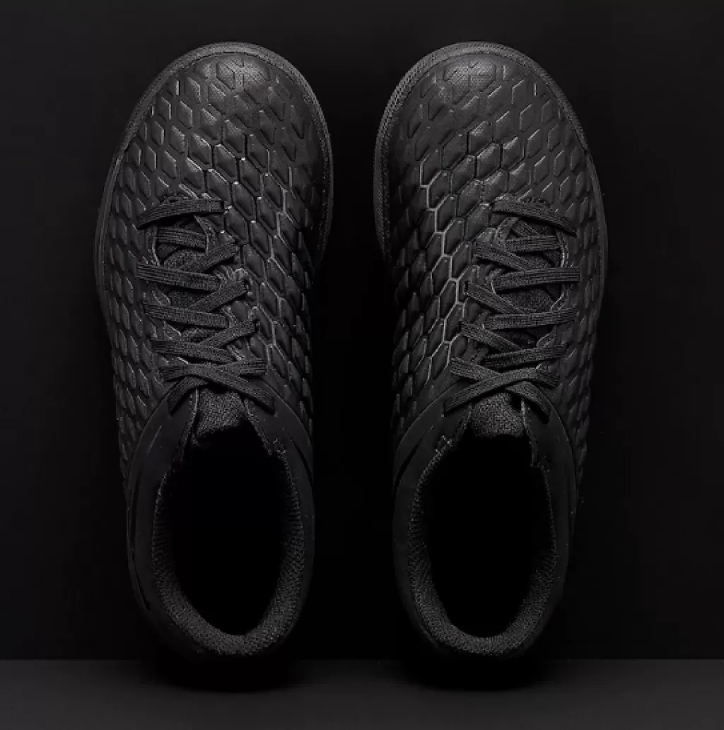 Шиповки детские Nike Hypervenom Phantom III Club JR TF